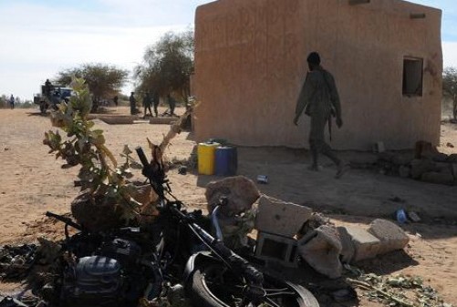 مقتل 5 أشخاص بينهم أجانب بهجوم على مطعم في مالي