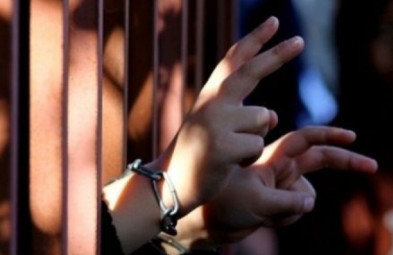 سلطات الاحتلال تُمدد اعتقال الأسيرة مسالمة