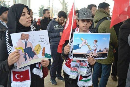 وقفة تضامنية مع القدس في إسطنبول
