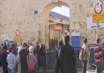 سبت النور.. مشاركة حاشدة للأجانب في كنيسة القيامة وإقصاء لمسيحيو القدس