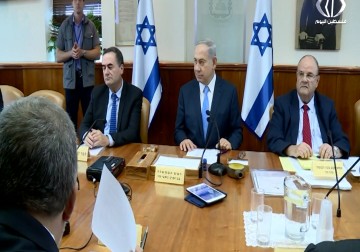 أهالي البلدة القديمة وتجارها يعلنون الإضراب العام والحداد على الشهيد أبو صبيح - محمد المدهون - 9 - 10 - 2016