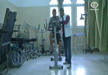 المعوقون في قطاع غزة يعيشون أوضاعا إنسانية  صعبة - 3 - 12 - 2015 - رمزي أبو جزر