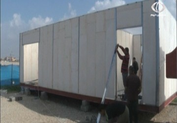 إدخال تعديلات على عملية بناء الكرفانات الخاصة بمتضرري العدوان الإسرائيلي  - 26 - 11 - 2015 -  فاتن الصالح