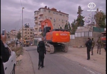 الاحتلال يواصل سياسة هدم المنازل للاستيلاء على مزيد من الأراضي  في سلوان – 27 – 5 – 2015 – لبيبة شريفة