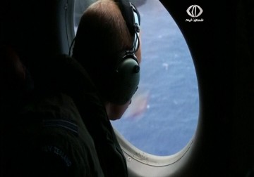 ماليزيا تواصل عمليات البحث عن الطائرة البوينغ المفقودة – 31 – 3 – 2014 – محمد عبد الحليم