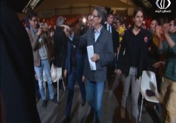 تقرير| البلاد تدخل مرحلة الصمت الانتخابي على وقع القعقعة الأمنية التي هزت الشانزليزيه