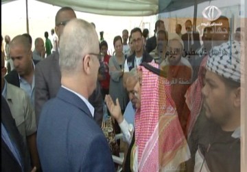 الحمد الله يزور تجمع أبو نوار البدوي شرقي القدس  المحتلة المهدد بالتهجير – 24 – 5 – 2015 - جهاد بركات