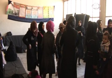 ظروف أهالي مخيم اليرموك المعيشية تزداد سوءا يوما بعد يوم – 6– 4 – 2015 - رنا بجيرمي