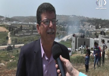 تقرير|  مسيرة إلى القرب من معتقل عوفر إسنادا للأسرى في إضرابهم - جهاد بركات