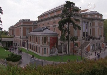 تراجع صرف اليورو يزيد نسبة السياح في أوروبا - 15 - 4 - 2015 - هادي خزعل