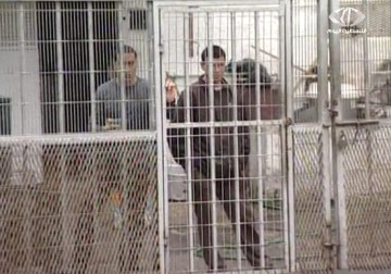 الأسرى يصعدون احتجاجاتهم لوقف الانتهاكات – 1 – 12 – 2014 – باسل الطناني