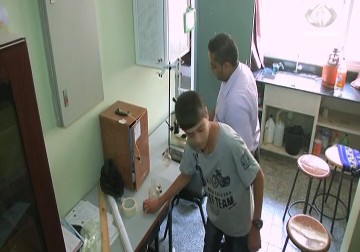 وزارة  التعليم تطلق أول مسابقة للابتكار العلمي على مستوى مدارس قطاع غزة - 1 - 10 - 2015 - رمزي البيروتي