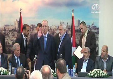 الحمدالله يزور قطاع غزة  لدفع عجلة المصالحة وإعادة الإعمار – 24 – 3 – 2015 – محمد المدهون