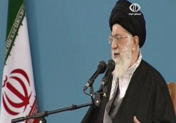 خامنئي يبدي عدم تفاؤله بنتائج المفاوضات بشأن اتفاق جنيف النووي – 17 – 2 – 2014 – عمر هواش