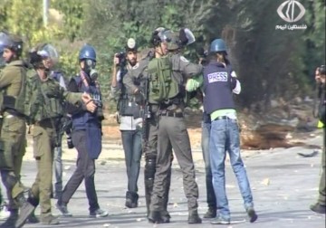 اعتداءات الاحتلال الهمجية بحق الطواقم الطبية والصحفية – 30 – 10 – 2015 – فاطمة ابراهيم