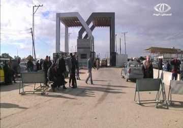 نظمي مهنا يعلن تأجيل لجنة المعابر زيارتها إلى قطاع غزة حتى إشعار آخر  - 27 – 12 – 2014 – باسل الطناني