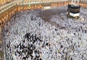 عدد قياسي من المسلمين في منطقة شبه جزيرة القرم يؤدون فريضة الحج هذا العام – 09 – 09 – 2015 – زيادة أبو غزالة