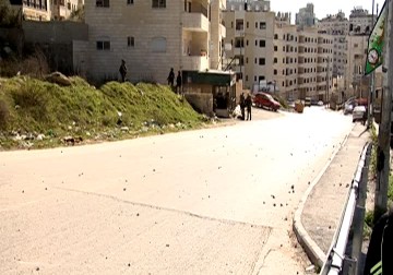 قوات الاحتلال تقتحم جامعة في جنين ومقر زكاة في طولكرم - 22 - 3 - 2016 زينب ابو ضاهر