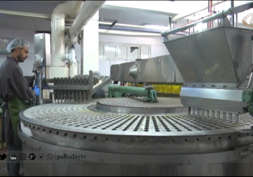 تقرير | أزمة الكهرباء والحصار على قطاع غزة يكبد مصانع المثلجات خسائر كبيرة