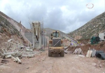 اعتراضات على مشروع كسارة جديدة في كفر مالك شمال شرق  رام الله – 6 – 5 – 2015 - جهاد بركات