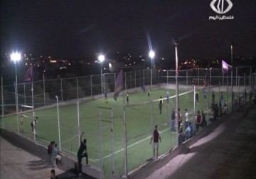 افتتاح ملعب لكرة القدم قرب جدار الفصل العنصري المحيط بقرية دير صلاح – 3 – 8 – 2015 - جهاد بركات