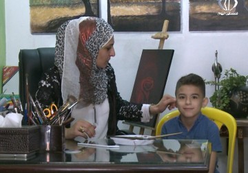 إيناس حليمة فلسطينية تجمع بين أربعة مهن، متحدية صعوبات الحياة - مريم الحاج موسى - 20 - 10 - 2016