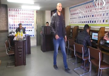 شرطة المرور تتهم مدارس قيادة السيارات بالتهاون في التعليم لصالح الكسب المادي - رمزي أبو جزر