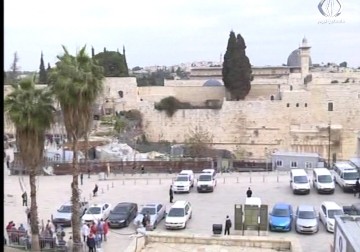 سلطة الآثار الاسرائيلية تجري حفريات منذ 5 سنوات أسفل أساسات المسجد الأقصى المبارك - زنيب أبو ضاهر - 2 - 8 -2016