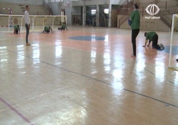 مجموعة من المكفوفين في غزة يلعبون كرة الهدف بالاعتماد على حاسة السمع – 6 – 4 – 2015 - مثنى النجار