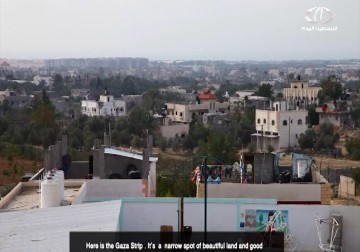 فيلم وثائقي يكشف الأضرار التي تعرضت لها بلدة القرارة بخانيونس  - 31 – 1 – 2015 –