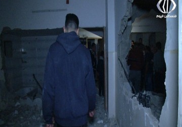 إيران تؤكد دعم انتفاضة القدس وتقدم مساعدات مالية لعوائل الشهداء - 17 - 2 - 2017