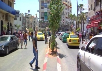 تضارب الأنباء بشأن استقالة الحكومة يثير تقديرات مختلفة في الأوساط السياسية الفلسطينية – 17 – 6 – 2015 – محمد المدهون