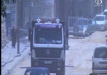 اصحاب المحال التجارية في شارع النهضة يتذمرون من اعمال التحفير - 16 - 6 - 2016