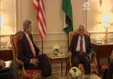 كيري يمارس الضغوط على عباس لموافقة على ترتيبات أمنية على حدود نهر  الأردن  والأغوار - 21 - 2 - 2014 - وليد صوان