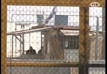 46 معتقلا في سجن النقب ينضمون للإضراب المفتوح عن الطعام - 14 - 12 - 2014 - محمد عبد الحليم