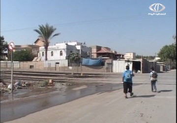 تفاقم معاناة اهالي قرية دهمش مع تواصل قرارات الهدم وغياب الخدمات  - 30 - 11 - 2014 - لبيبة شريفة