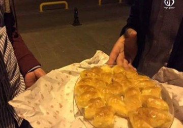 مسيرات عفوية وتوزيع للحلوى وإطلاق للمفرقعات ابتهاجا بعملية تل أبيب - زينب أبو ضاهر - 9 - 6 - 2016