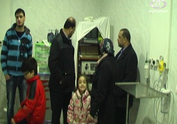 وفد تجمع اطباء فلسطيني أوروبا يزور مخيم عين الحلوة – 14 – 2 – 2015 – عبد الرحمن عبد الحليم