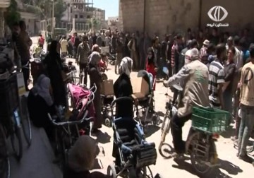 تجدد الاشتباكات بين الجيش السوري والجماعات المسلحة بشارع اليرموك - 10 - 5 - 2015 - محمود فارس