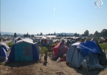 فلسطينيو سوريا العالقون في اليونان يعانون أوضاعا صعبة بعد إغلاق الحدودمع أوروبا - لبيبة شريفة - 8 - 7 - 2016