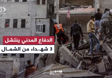 طواقم الدفاع المدني تنتشل شهداء ومصابين من شارع المنشية في بيت لاهيا شمال قطاع غزة