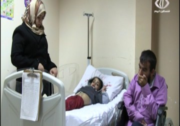 عائلة طفل تتهم المستشفى الأوروبي برفح بالتسبب بشلل دماغي لطفلها..والمستشفي ترفض تلك الاتهامات - 24 - 11 - 2015 - علاء سلامة