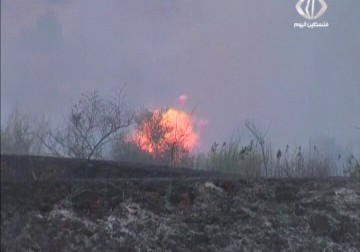 مصرع 5 مدنيين جراء غارة إسرائيلية على سيارة في قرية الكوم بالقنيطرة السورية - 21 - 8 - 2015 - ليال خروبي