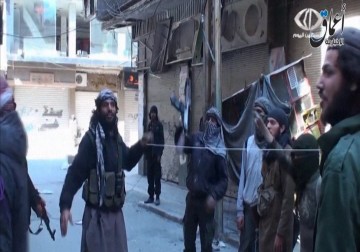 تجدد الاشتباكات في المنطقة الشرقية لمخيم اليرموك – 7 – 4 – 2015 – زينب أبو ضاهر