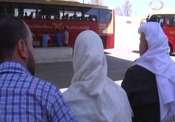 آلاف الحجاج الفلسطينيين يعلقون على الجانب الأردني من معبر الكرامة – 29 – 09 – 2015 – أمون الشيخ