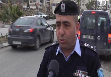 الشرطة الفلسطينية تشرع باستخدام جهاز ‏PDA‏ للاستعلام والفحص عن الأشخاص والمركبات - رغدة عتمة