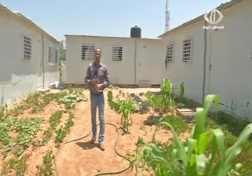 بعد عام على الحرب الإسرائيلية على قطاع غزة ... الالاف المهجرين ما زالو يقطنون الكرفانات – 7 – 7 – 2015 – يوسف ابو كويك