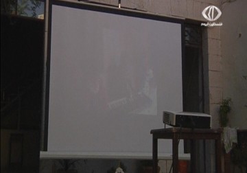 عازف بيانو فلسطيني بمخيم اليرموك يبث حفلا للأردن مباشرة عبر سكايب - 4 - 5 - 2015 - باسل الطناني