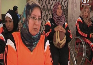 أميركي يدرب ذوي الإعاقة الحركية في غزة على أسس لعب كرة السلة - مريم الحاج موسى - 3 - 6 - 2016