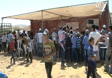 لجان العمل الزراعي والاتحاد الأوروبي  يفتتحان حديقة للأطفال في منطقة الهذالين شرق يطا – 17 – 9 – 2015 - فداء نصر